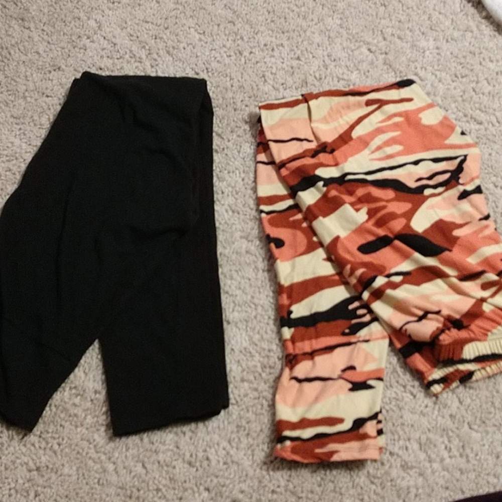 Two pairs of leggings